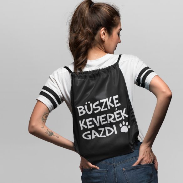 Büszke keverék gazdi tornazsák